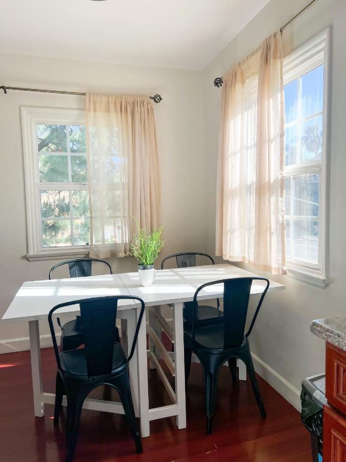 Charming Century City Condo Los Angeles Exterior photo